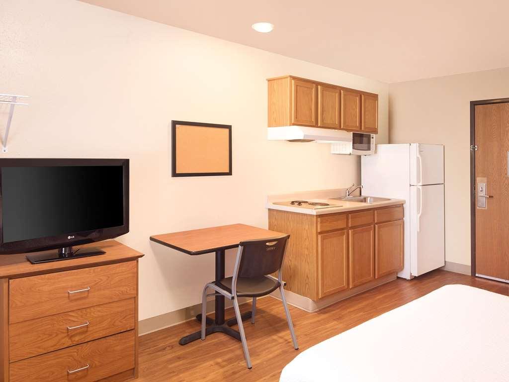 Extended Stay America Select Suites - Kalamazoo - West חדר תמונה